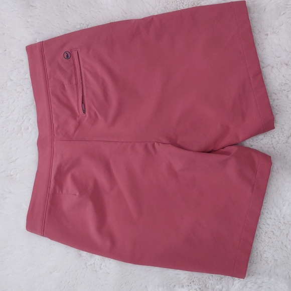 VINEYARD VINES PERFORMANCE SHORT. - Picture 10 of 14